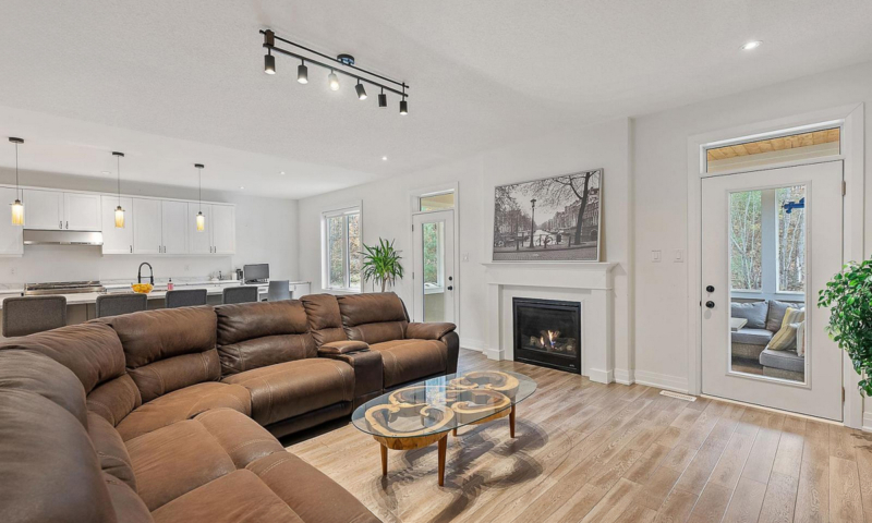 79 CHAMBERY STREET (12)